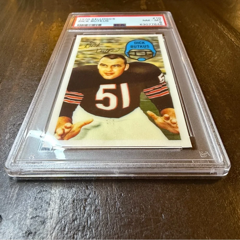 VTG 1970 ‘3-D’ Kellogg's Dick Butkus Football Card #10 Mint
